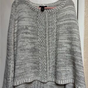 Elegant Cream Knit Women's Sweater white black house, market size large